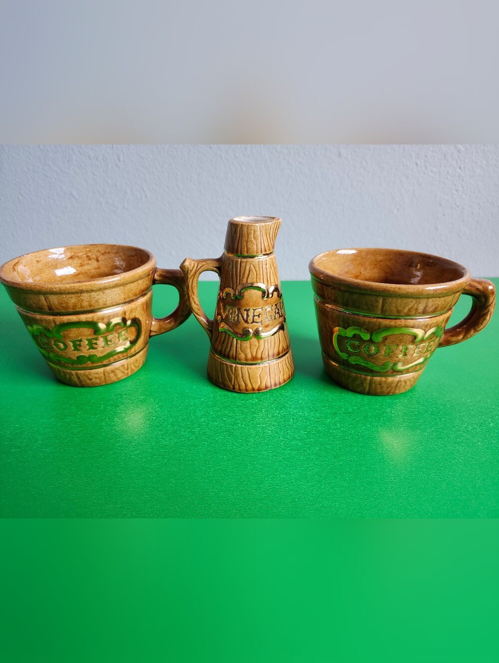 Vintage MCM Ceramic Faux Bois 2 Coffee Mugs & Vinegar Bottle Set Cabin Tree Bark